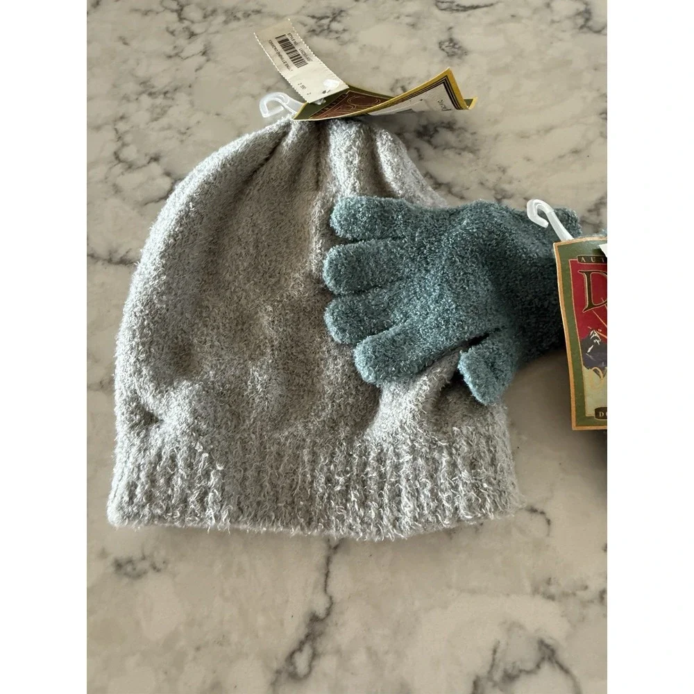 Dorfman Pacific Chenille‎ Skully Cap With Gloves Gray And Green Combo